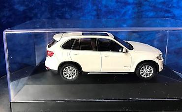 Avtomobil modelləri: Коллекционная модель BMW X5 F15 Alpine White 2013 Dealer package — 9