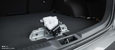 Замок багажника Toyota 2016 г., Б/у, Оригинал, США