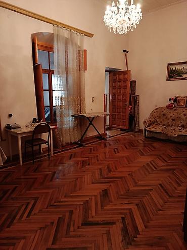 abyektler: Gəncə, 4 otaqlı, Köhnə tikili, 153 kv. m — 4