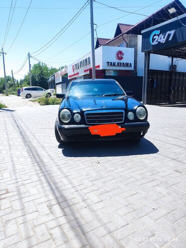 tayota runx: Продаю Мерседес бенз w210 1997 года 2 механика очень резвый и