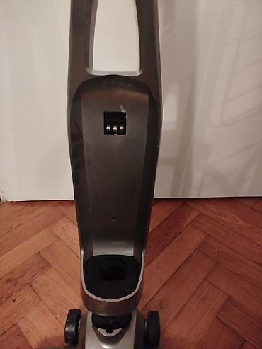 Štapni usisivači: Deo,rucka,papucica/cetka za stapni staubsauger usisivac 14,8 V — 14