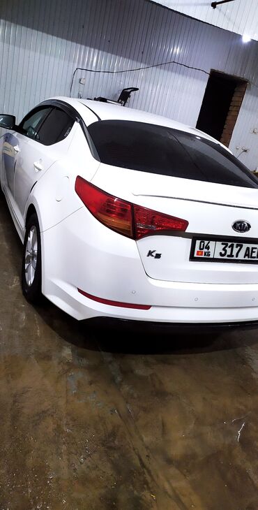 зарядное устройство для авто: Kia K5: 2012 г., 2 л, Автомат, Бензин, Седан