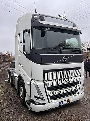 Тягачи: Тягач, Volvo, Самосвал — 6