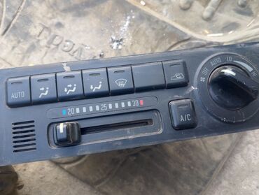 оборудование для кондиционеров: Климатты контролдоо блогу Isuzu 1997 г., Колдонулган, Оригинал, Жапония