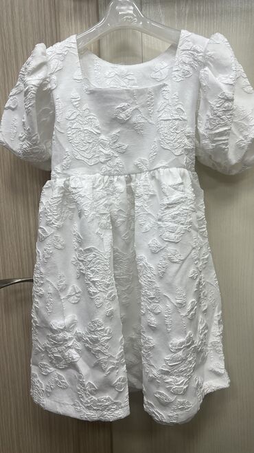 белое детское платье: Детское платье, цвет - Белый, Новый