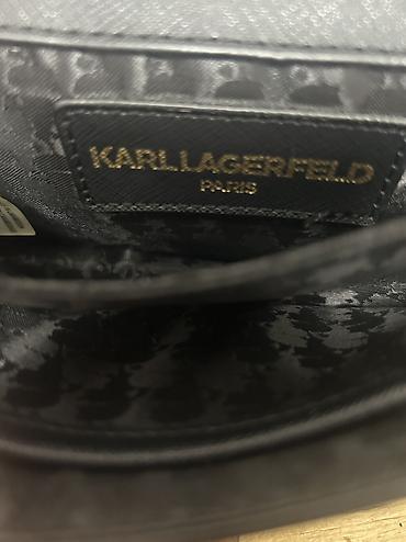 fredd perry: Сумка Karl Lagerfeld Paris, компактная кросс-боди. - Цвет: черный с — 6