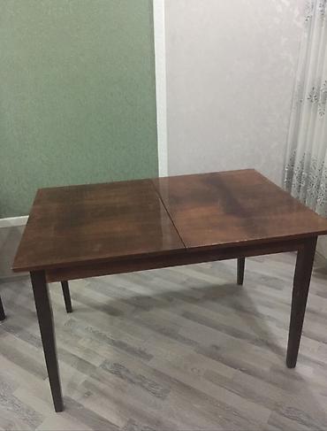 Qlükometrlər: Ağac materialdan hazırlanmış klassik yemək/iş masası. Xüsusiyyətlər — 1