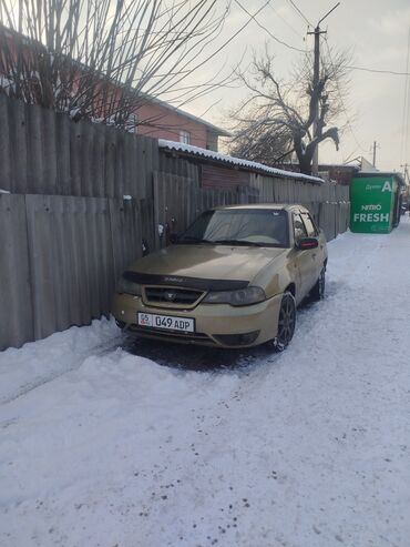 Daewoo: Daewoo Nexia: 2010 г., 1.5 л, Механика, Бензин, Седан