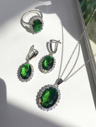 halqa sırqalar: Bijuteriya dəsti, Türkiyənin🇹🇷 Swarovski kristallar və sirkonium