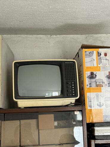 Телевизоры: Продаю бу телевизоры, духовку, двд и стиралку малютку. За все Район