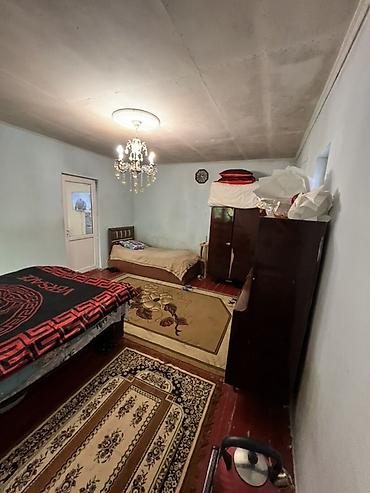 Həyət evləri və villaların satışı: 2 otaqlı, 40 kv. m, Orta təmir — 17