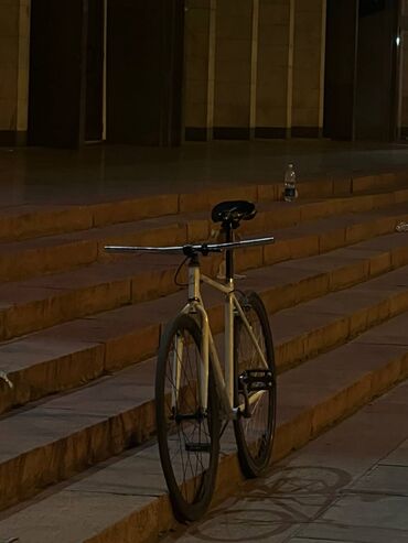 велосипед рама s: (не фикс) рама сталь Alton руль палка/баранка размер колес 28/700