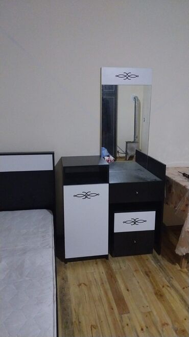 kirayə evlər bərdə: 25 kv. m, 1 otaqlı, Qaz, İşıq, Su