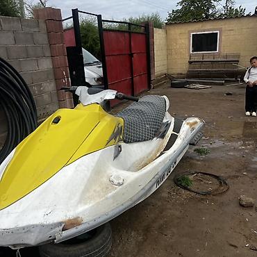 Водный транспорт: Гидроцикл Yamaha VXR 700 - Бренд/модель: Yamaha VXR 700 (указано на — 1
