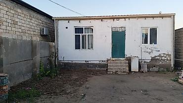Daşınmaz əmlak: 3 otaqlı, 60 kv. m, Orta təmir — 1