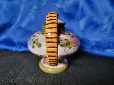 Ostali antikviteti: Cajnik Deruta majolika oblik Aladinove lampe Italija iz 70ih godina na lalafo.rs — 12 Ostali antikviteti: Cajnik Deruta majolika oblik Aladinove lampe Italija iz 70ih godina — 12