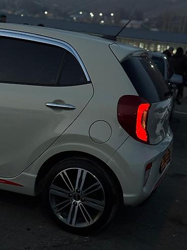 Kia: Kia Morning: 2017 г., 1 л, Автомат, Бензин, Хэтчбэк — 2