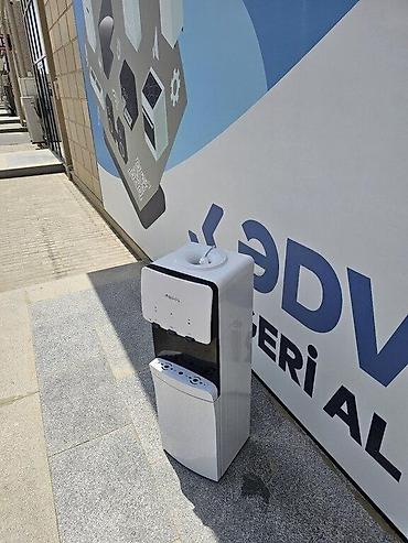 Su üçün kulerlər və dispenserlər: Dispenser Su dispenseri Booş Su dispenserləri və kulerləri Booş — 5