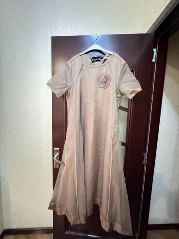 dolce and gabbana light blue qadın tualet suyu: Ziyafət donu, Maksi, 2XL (EU 44)