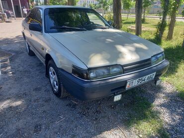 мазда демиео: Mazda 626: 1989 г., 2 л, Механика, Бензин, Хэтчбэк
