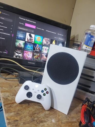интернет роутер для ноутбука: Xbox seris s 512gb ssd, в комплекте все необходимые провода +