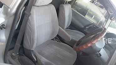 другой: Toyota Estima Emina (X) — полноразмерный праворульный минивэн. машина — 6