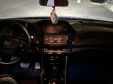 4runner: Honda Accord: 2017 г., 2.4 л, Седан — 7