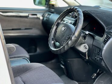 тойоту: Toyota Ipsum: 2004 г., 2.4 л, Автомат, Бензин, Вэн/Минивэн
