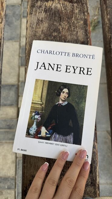 Charlotte Brontë tərəfindən yazılmış "Jane Eyre" əsəri ingilis