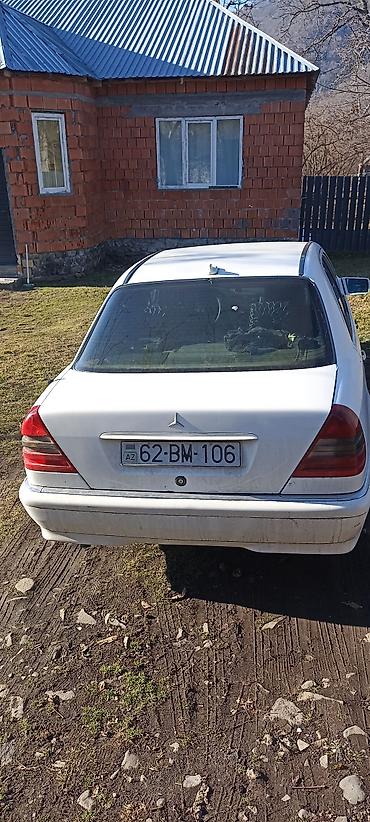 mercedes s class 220: Mercedes-Benz C-Class: 1.8 l | 1996 il Sedan — 7