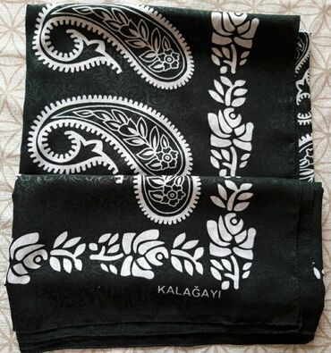 Baş geyimləri: Yeni pambiq materialli kelagayilar cox qewengdi.Rengleri de movcuddur — 13