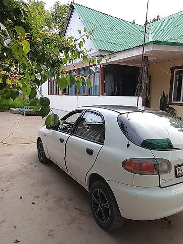 Daewoo: Daewoo Lanos: 1999 г., Кол менен иштөөчү, Бензин, Седан — 3
