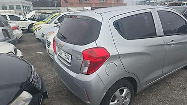 Chevrolet: Chevrolet Spark: 2017 г., Бензин — 8