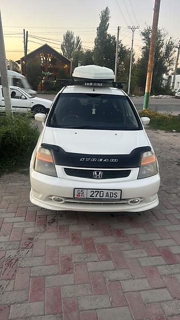 китаец машина: Honda Stream: 2002 г., 2 л, Автомат, Минивэн — 5