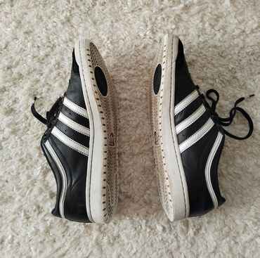 Women's Sneakers and athletic shoes: Adidas, 38, bоја - Crna — 4