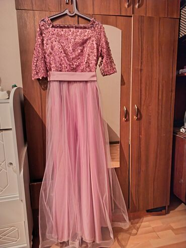 gün eynekleri: Zərif uzun ziyafət donu – pudra/çəhrayı tonlarda. - Üst hissə