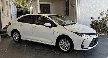 corola: Toyota Corolla: 2020 г., 1.8 л, Автомат, Гибрид, Седан — 2