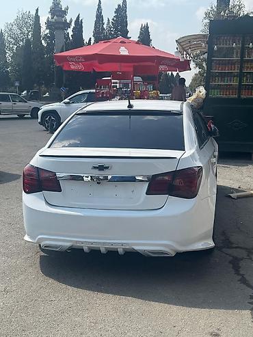 Chevrolet: Chevrolet Cruze: 1.4 l | 2014 il 286000 km Sedan — 3