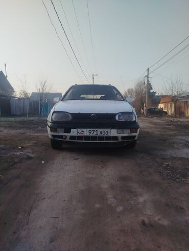 расурочка авто: Volkswagen Golf: 1995 г., 1.8 л, Вариатор, Бензин, Универсал