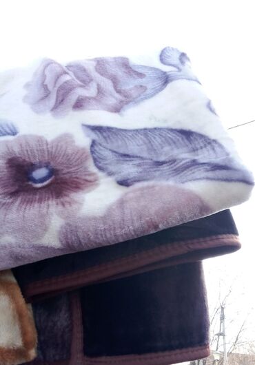 Ćebad i pokrivači: Veličina - Bračna — 22