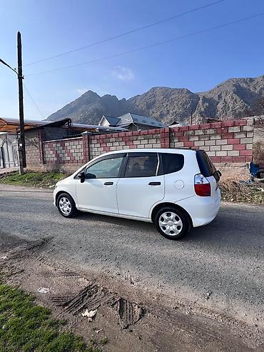 Honda: Honda Fit: 2004 г., 1.3 л, Вариатор, Бензин — 4