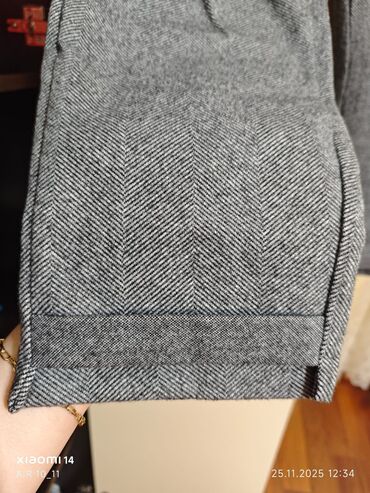 Hicab: Məhsul təsviri: - Qadın üçün rahat geyim və aksessuar seti. - 2 ədəd — 16