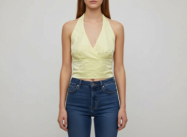 bluzka z dekoltem halter: Women`s top, size S