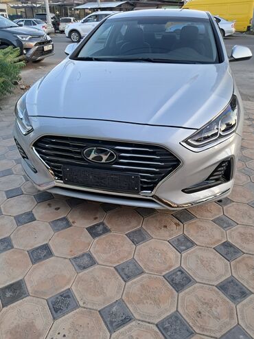 спринтер дтп: Hyundai Sonata: 2018 г., 2 л, Автомат, Газ, Седан