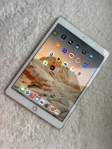 Аксессуары для ПК: Apple iPad (8-ci nəsil) – Rose Gold - Model nömrəsi: MYLC2LL/A -