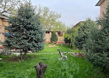 Sale of cottages and houses: 🚀продается дом 2этажный дом 🚀Уникальный Дом в Центре Бишкека — — 6