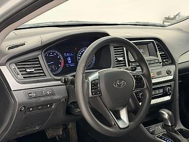 Hyundai: Hyundai Sonata: 2019 г., 2 л, Автомат, Газ, Седан — 13