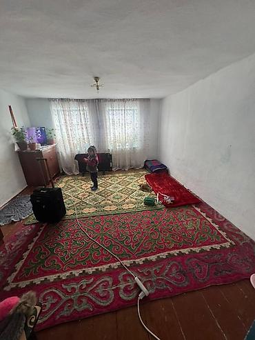 Продажа коттеджей и домов: Продаётся жилой дом с хозяйственным двором. с участком 15 соток. 4 — 4