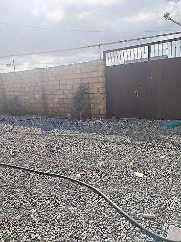 28 may metro: MEHDİABAD Nurlan marketin yanı. İki sotda üç otaqlı remontlu, kolidor — 1