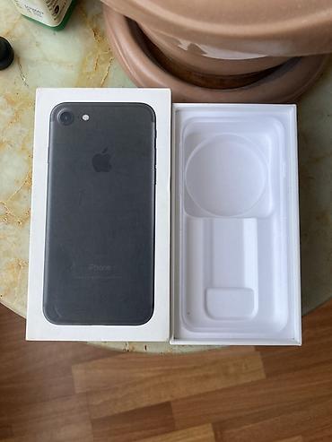 iphone 7 qutusu: IPhone 7 — 1